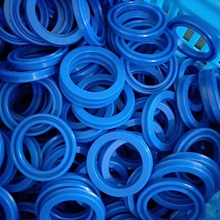 Blue polyurethane hydraulic oil seals in stock