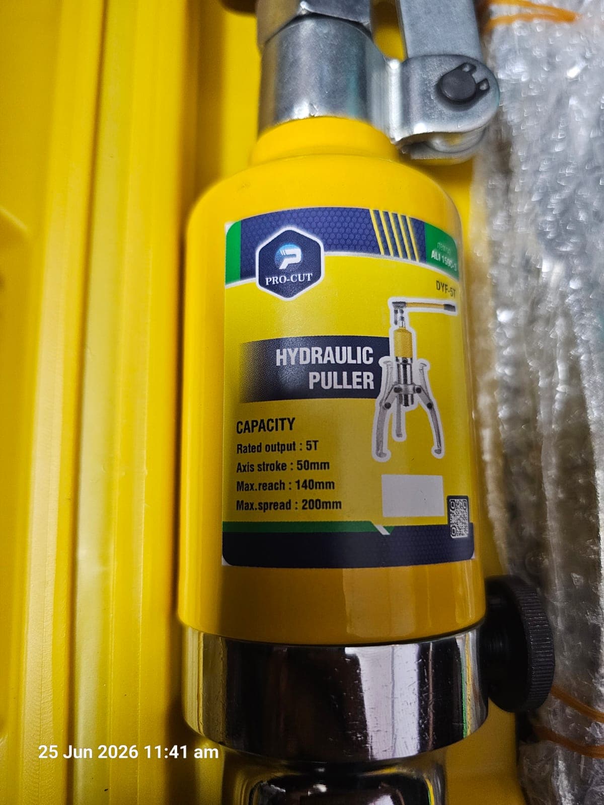 Pro-Cut 5-ton hydraulic puller